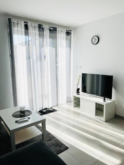 Maison 4 Personnes Avec Jacuzzi Marignane Luaran gambar