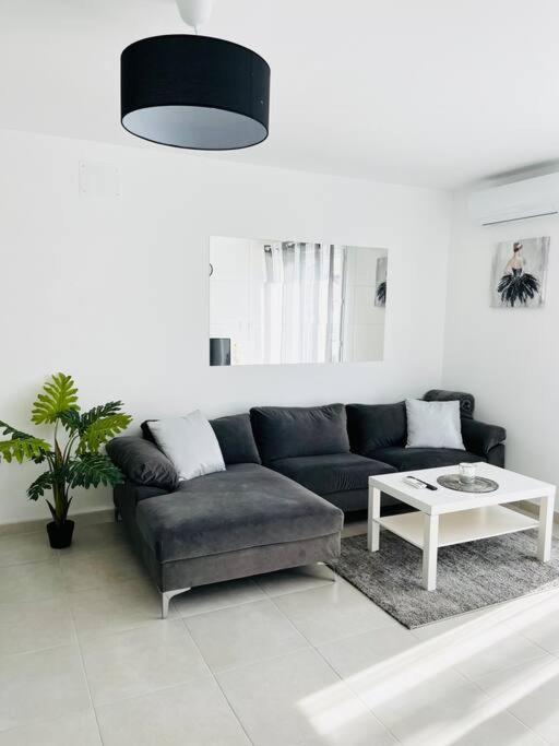 Maison 4 Personnes Avec Jacuzzi Marignane Luaran gambar